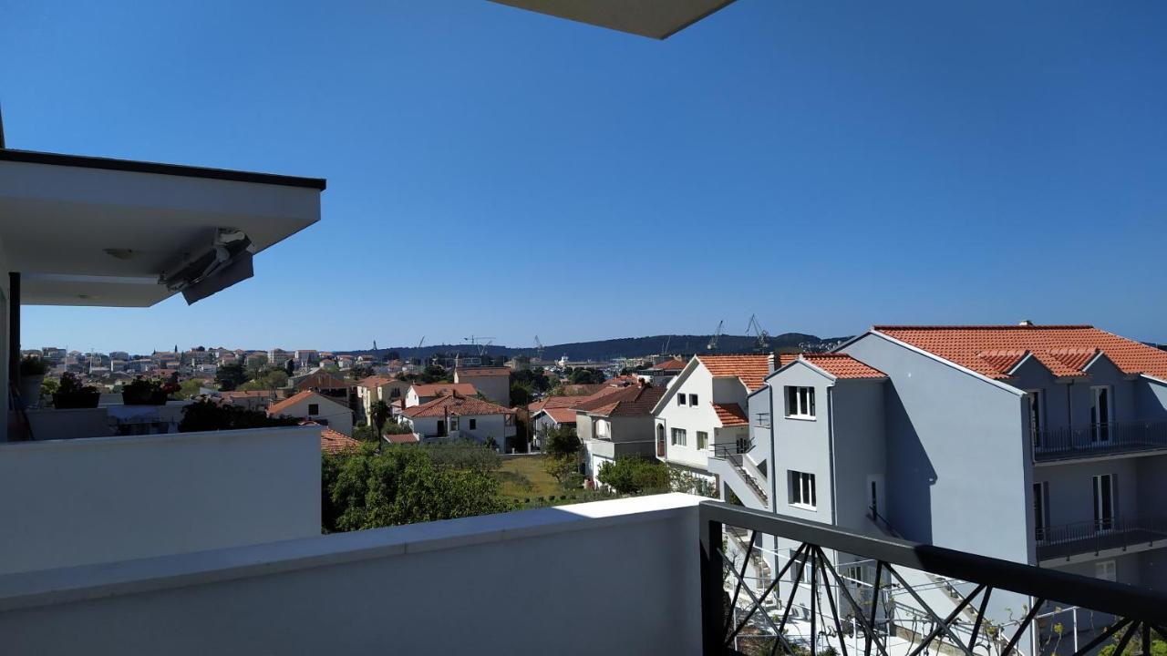 Urban Apartment Vukic Trogir Zewnętrze zdjęcie